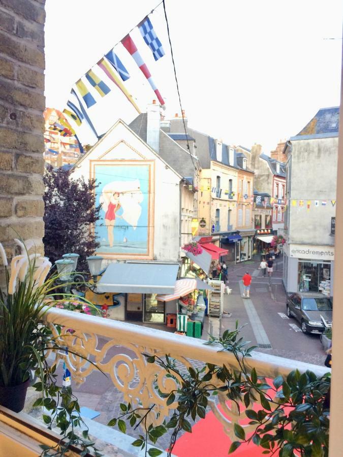 La Reine Des Plages Cls Deauville Trouville-sur-Mer Eksteriør bilde